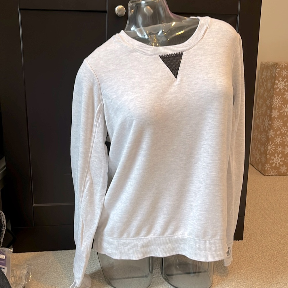 DKNY sport size, large light sweatshirt with honeycomb mash